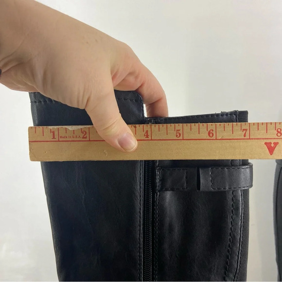 Guess Faux Leather Riding Tall Boots Women’s Size 8M - Picture 3 of 11